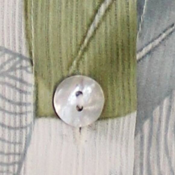 Alfred Dunner Blue Green Leaf Button Down Blouse Size 16 Leaves - Picture 10 of 10